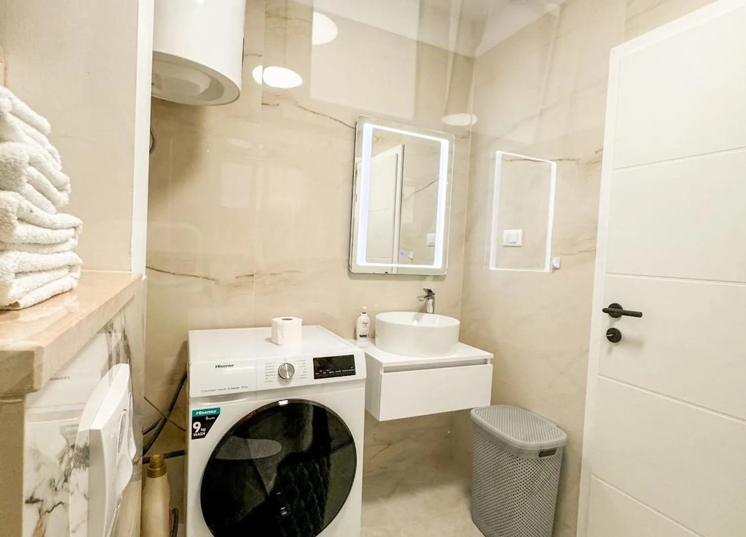 شقة Deluxe Twin Suite Sunshine City زادار