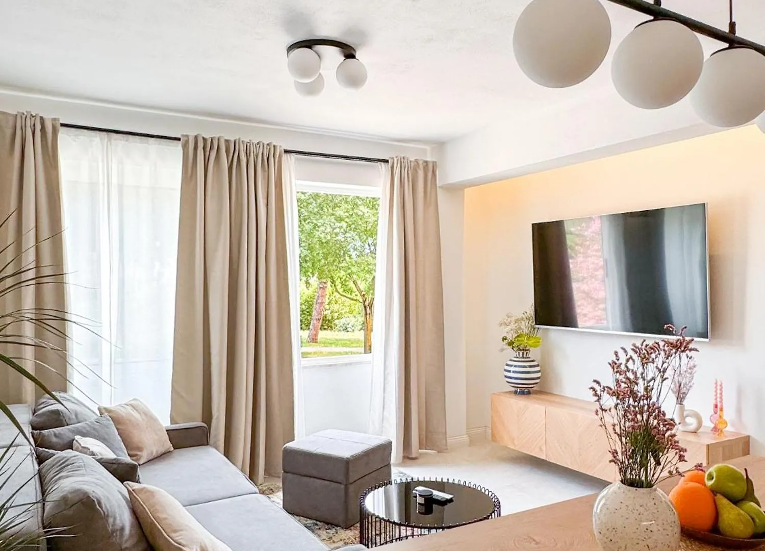 Deluxe Twin Suite Sunshine City زادار شقة